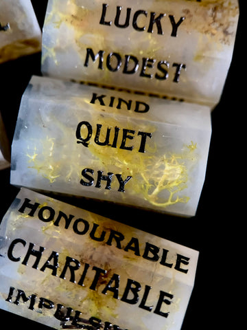 Vices & Virtues Personality Dice - Marshland Mist